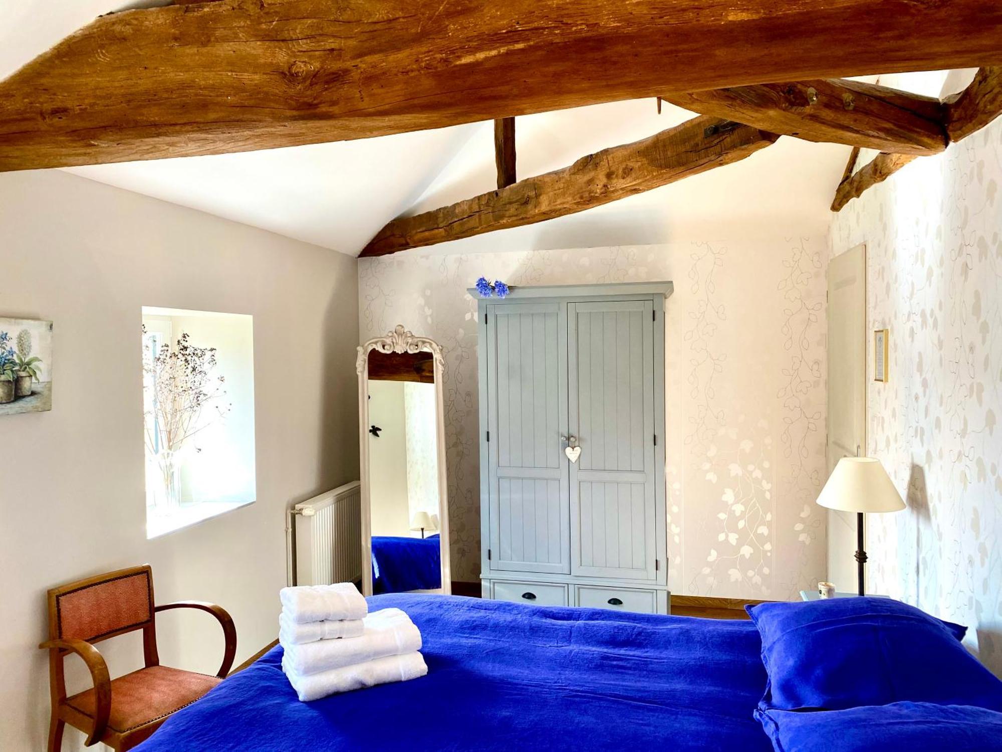 Aux Agapanthes, Chambres D'Hotes Charentaises De Charme Avec Piscine Aumagne Bagian luar foto