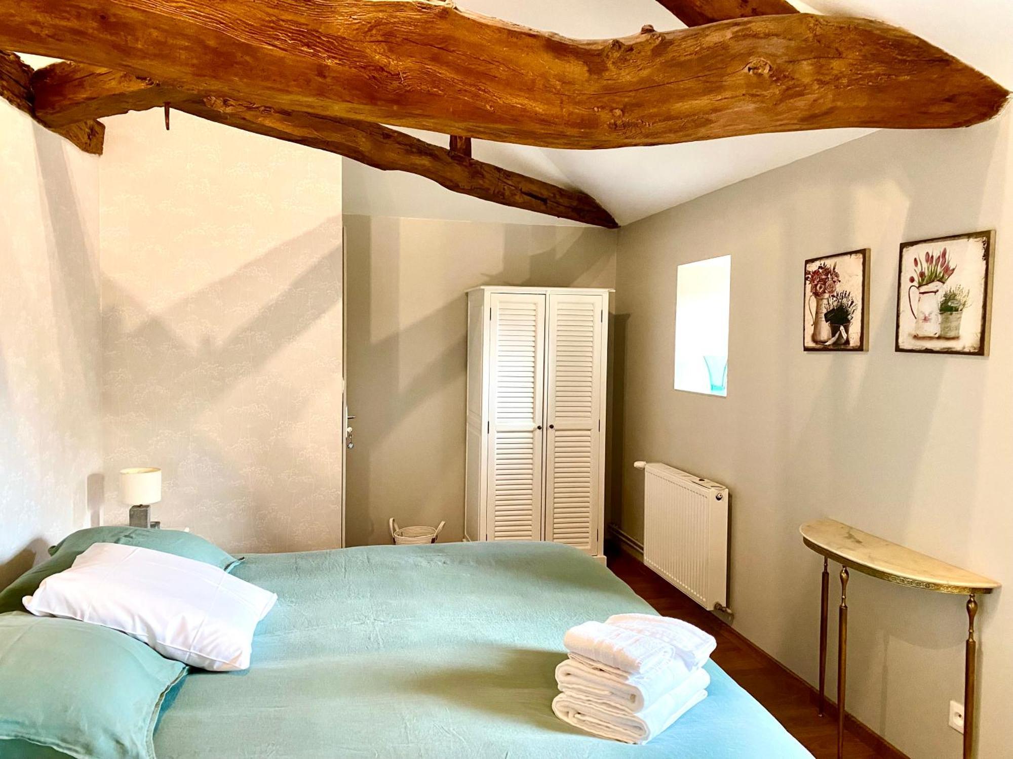 Aux Agapanthes, Chambres D'Hotes Charentaises De Charme Avec Piscine Aumagne Bagian luar foto